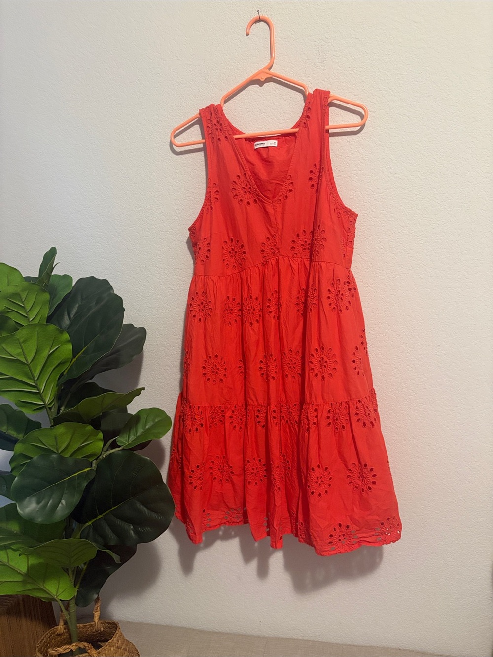 Sonoma Coral Eyelet Tiered flowy tank Dress size medium